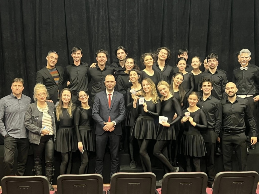 Кюстендил отбеляза Международния ден на театъра с дипломния спектакъл на абсолвенти от НАТФИЗ