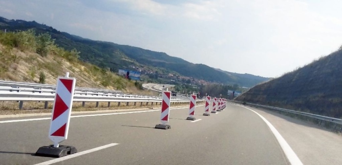 За ремонт на фуги и маркировка до 3 април се променя движението в участъци от АМ \