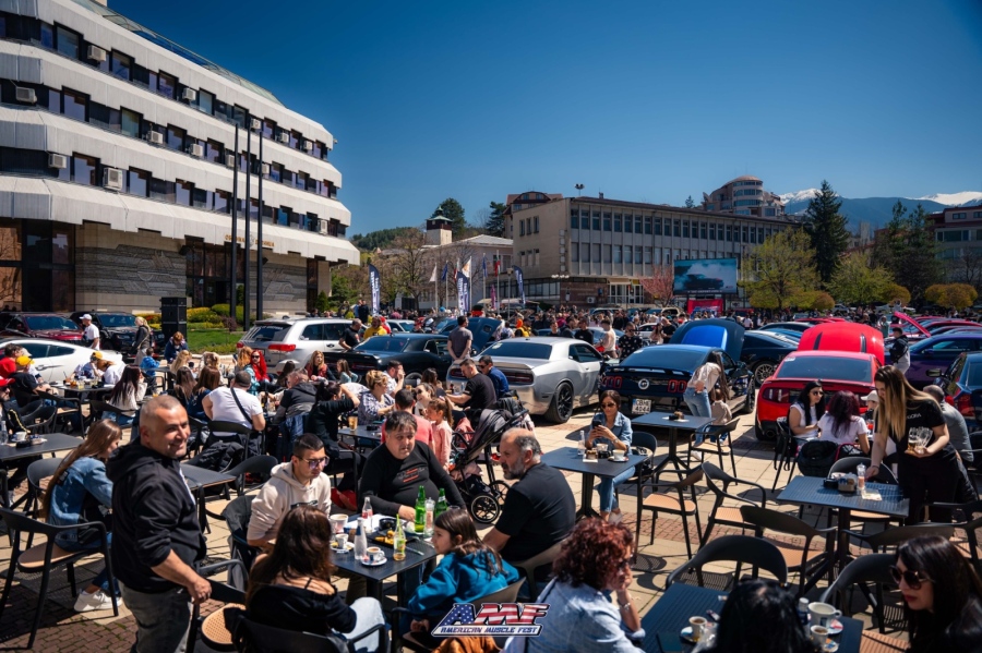 Новият авто сезон отново стартира от Дупница: Над 150 екзотични американски автомобили пристигат на парад