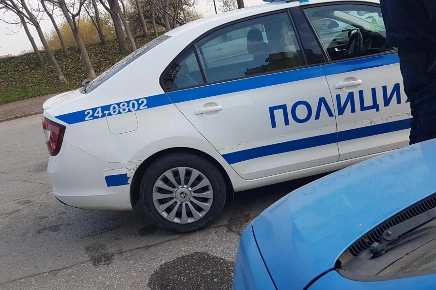 Мъжът, блъснал полицай край Белица и избягал, остава в ареста: Изплува връзка със Симона Лулеова