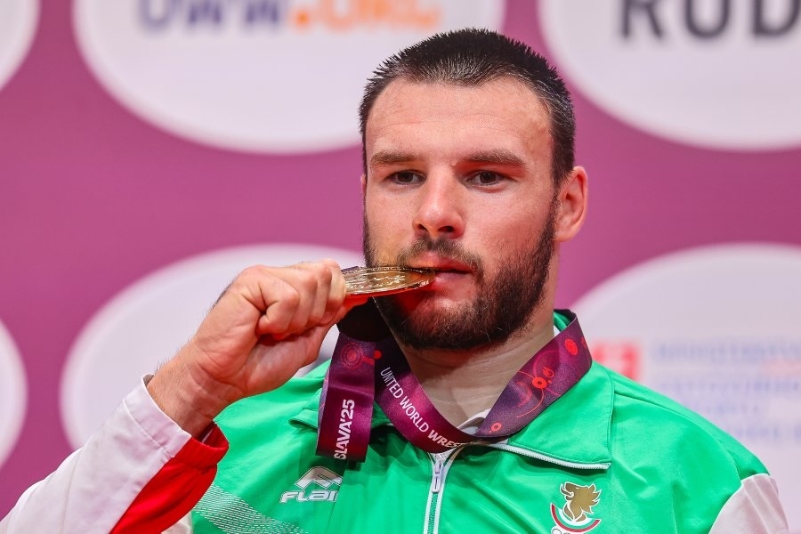 Обрат! Дупнишкият ас Кирил Милов ще се бори на Европейското: Направихме компромиси