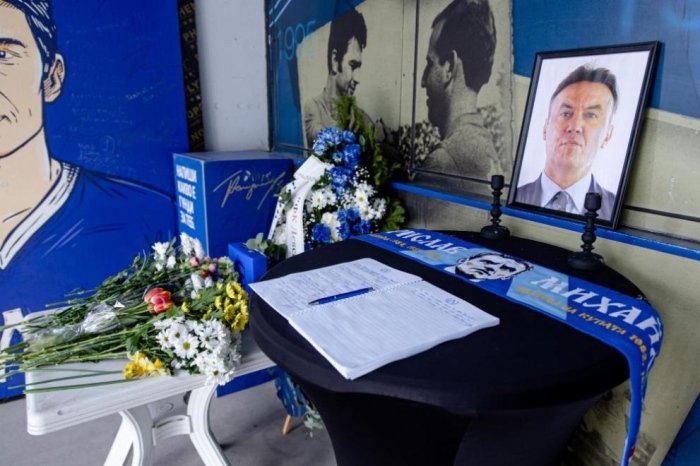 Последно сбогом с легендата Борислaв Михайлoв