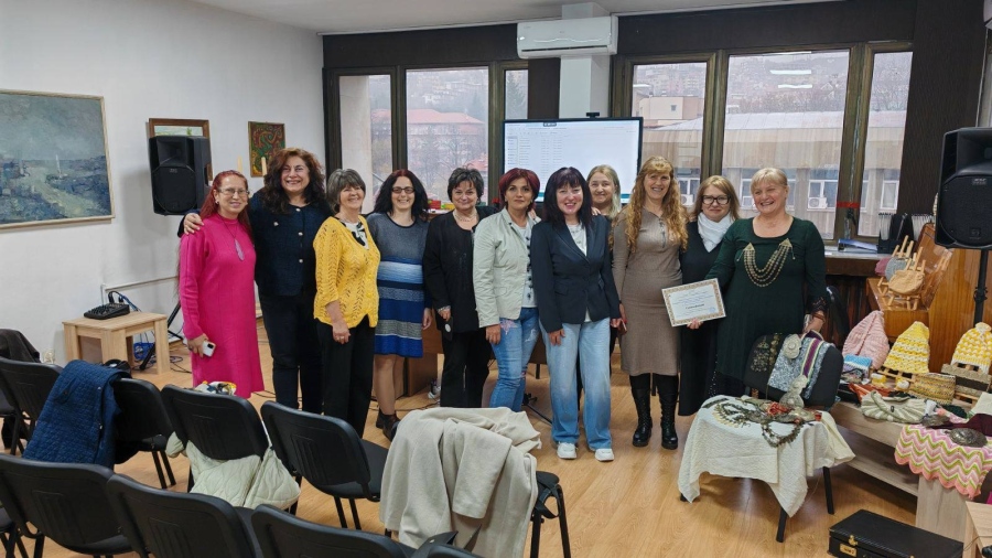 С рачела от село Плоски нагостиха краеведи на етноконференция