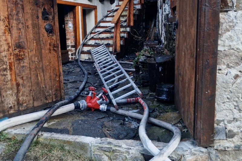 53-годишен мъж е с втора степен изгаряния след пожар в хоспис