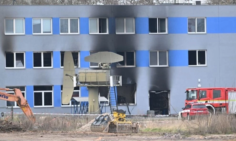 Арестуваха в България издирван за палеж в чешка фабрика за дронове