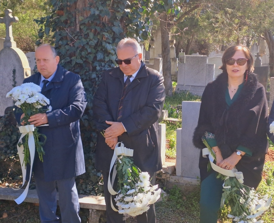 Кюстендил се преклони пред жертвите от бомбардировката преди 85 г.