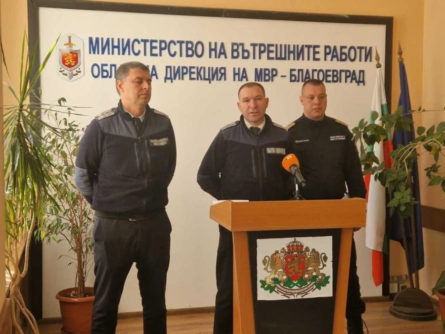 Засилен контрол по пътищата и в храмовете в Благоевградско, извършени са 170 проверки