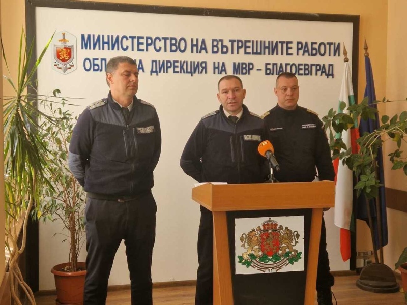 Засилен контрол по пътищата и в храмовете в Благоевградско, извършени са 170 проверки