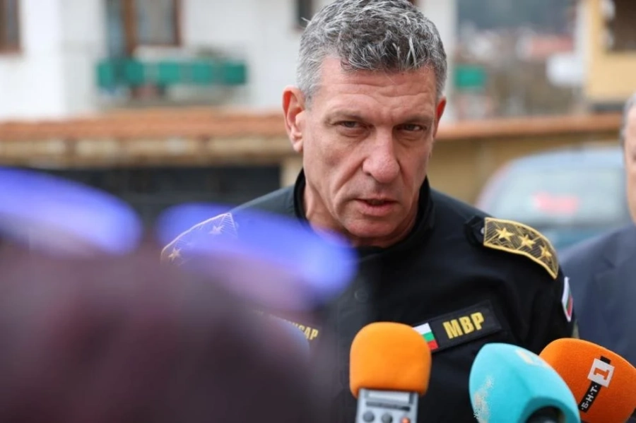 „Не се прибирайте, излизайте“: Кандев предупреди, че МВР няма да почива по празниците