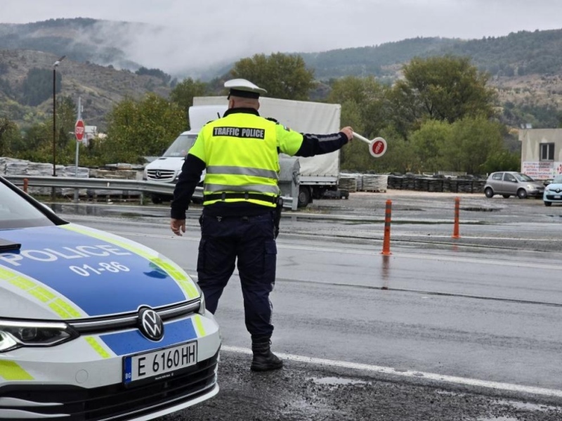 Спецоперация на „Пътна полиция“ е в ход: Мерки за осигуряване на спокойни празници
