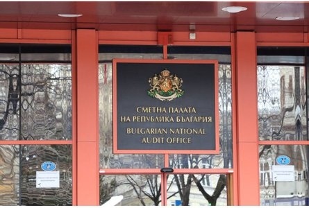 Сигналите за конфликт на интереси скочиха 2,5 пъти за година, Сметната палата отчете ръст на жалбите  срещу кметове, съветници и директори на училища