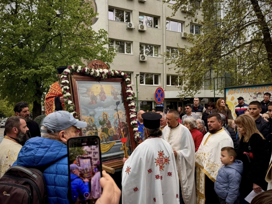 Сандански посрещна чудотворната икона на Света Богородица „Св. Пояс“