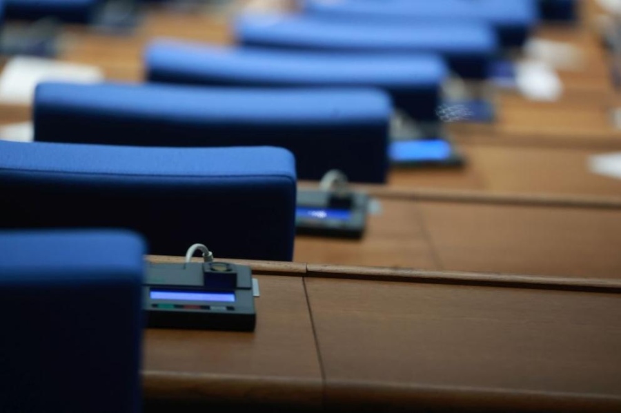 „Мяра“: Пет партии влизат в парламента, три са на ръба