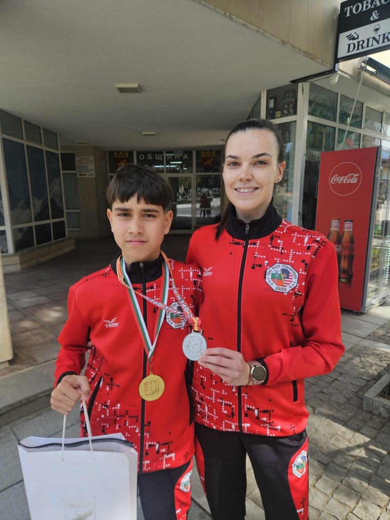 Шампионът по таекуондо Георги Попов получи признание от Община Разлог