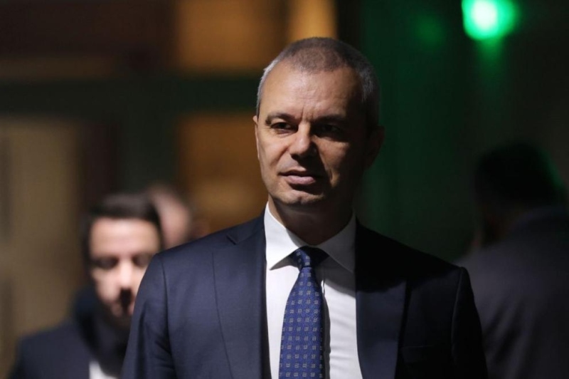 „Възраждане“ с благодарност към „защитниците на националния интерес“