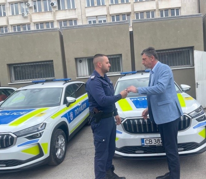 Нови патрулни автомобили за Кюстендил, Дупница и Бобов дол: засилват контрола по пътищата