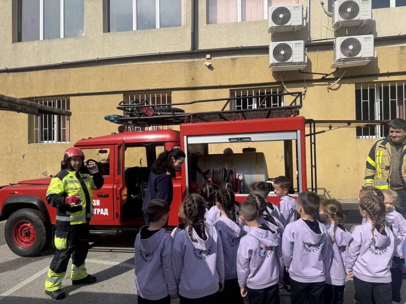 Горски и пожарникари обучаваха ученици от Долно Осеново да пазят природата