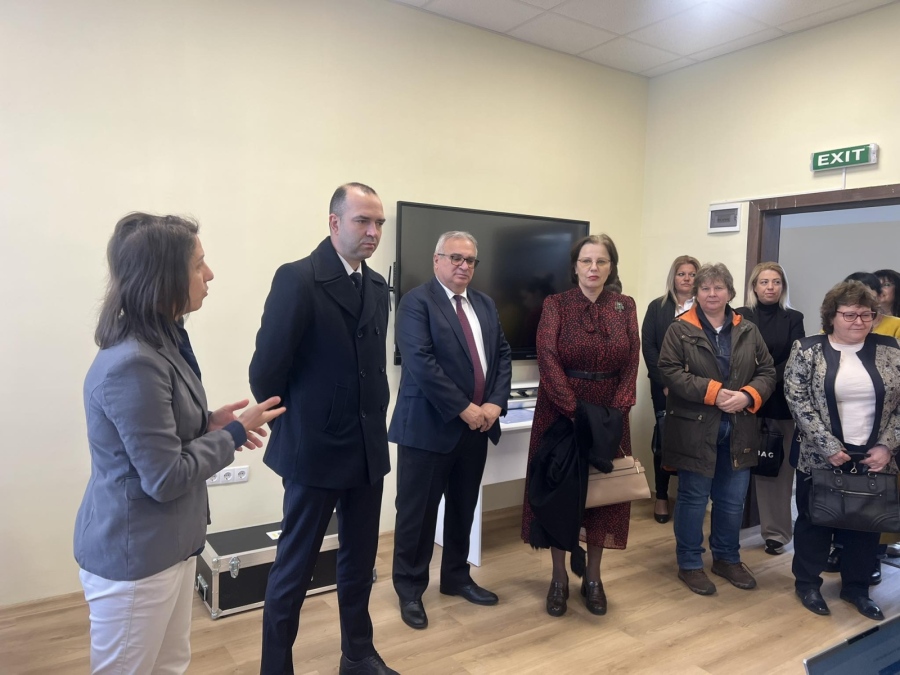 Нов СТЕМ център с 3D технологии отвори врати в Спортното училище в Кюстендил