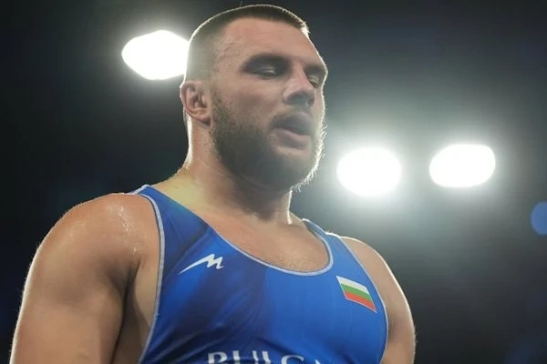 Финал! Кирил Милов ще защитава евротитлата си след като прегази руснака Артур Саргсян