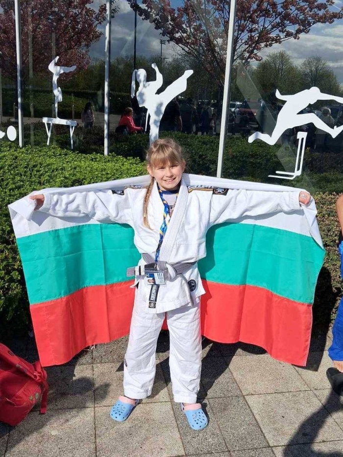 Бориса Юрукова от Гоце Делчев на крачка от полуфинал в европейско по джу-джицу