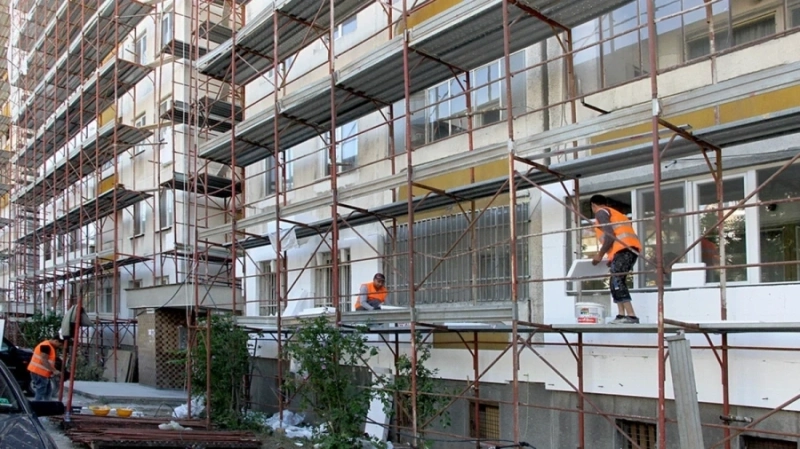 С около 1 млн. евро санират още два блока в Дупница