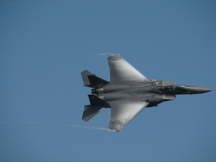 (ВИДЕО) „Въздушно изкуство“ или защо финландските кадети са в беда