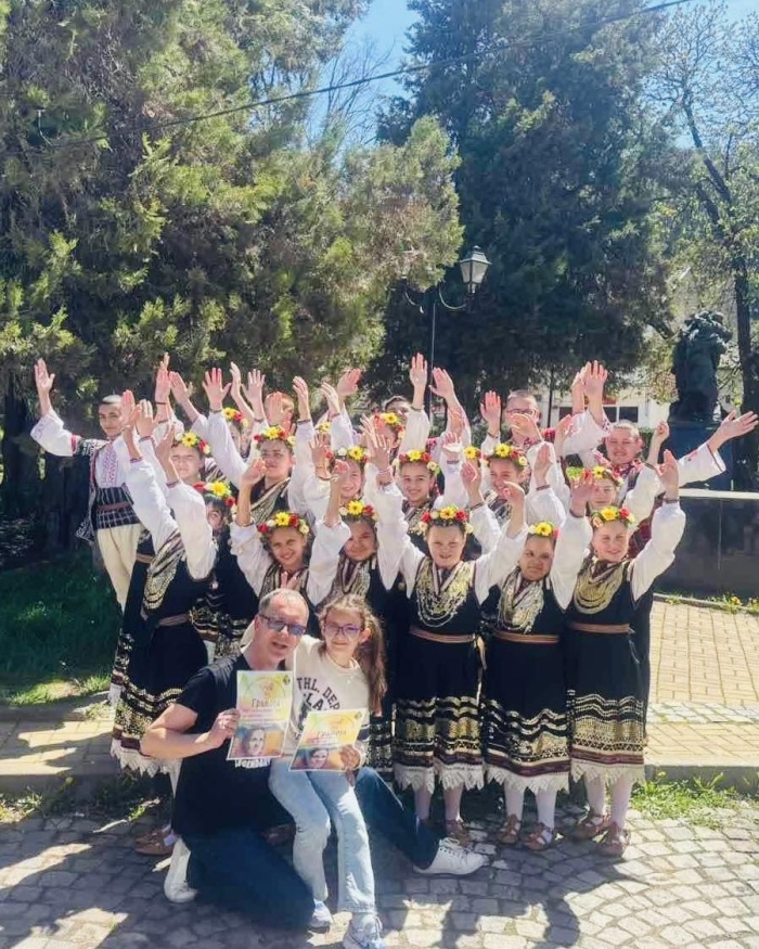 Детският състав „Граовска младост“ завладя публиката в Трън