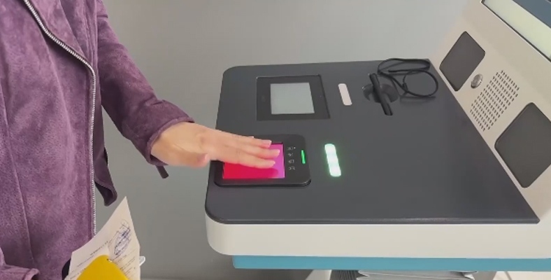 Започва издаването на новия български паспорт