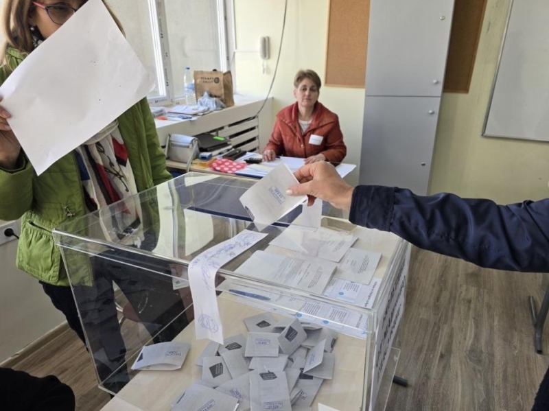 Даренията за изборите надхвърлиха 1,3 млн. евро