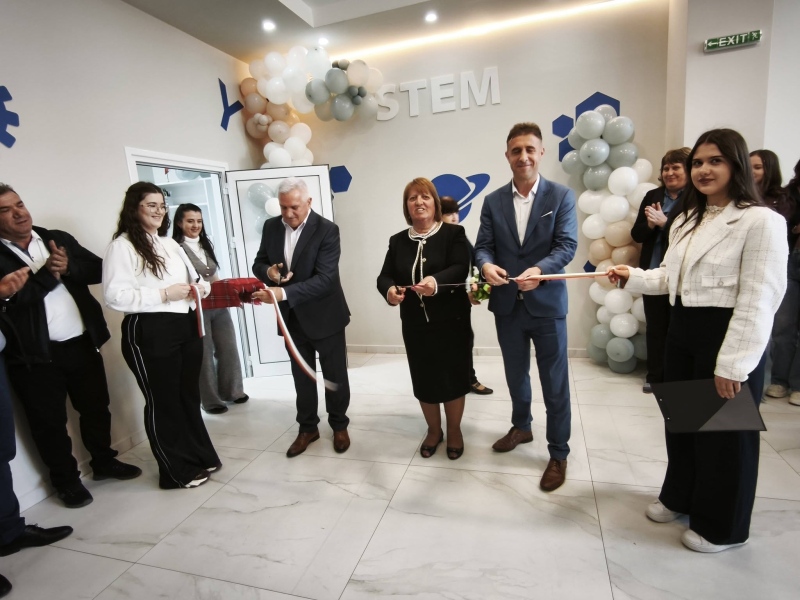 Нов STEM център отвори врати в СУ \