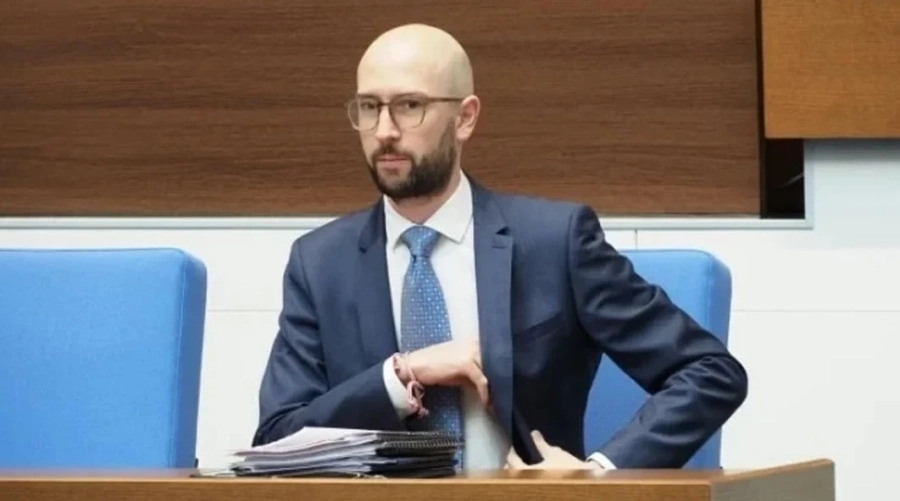 Пари има, но служебният кабинет прехвърля \