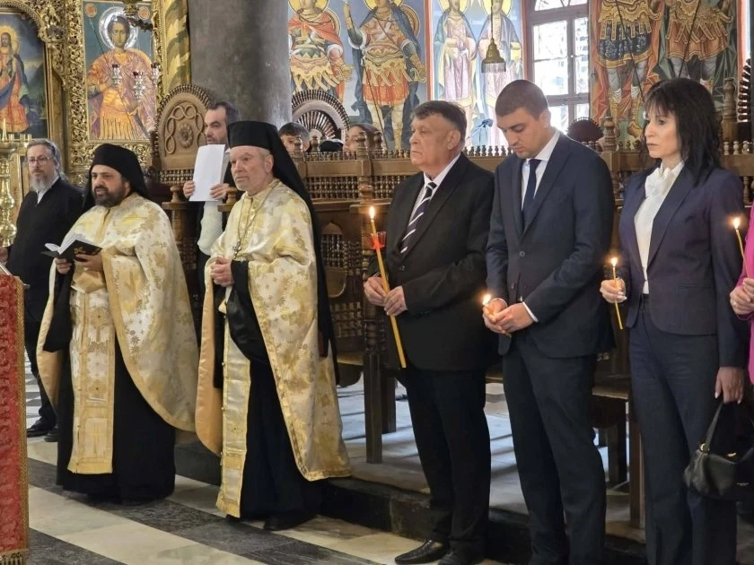 Проверяват новия зам.-министър на образованието за конфликт на интереси за 1,6 млн. евро, Вълчев в Рилския манастир: Не знаех за сигналите (ОБНОВЕНО)