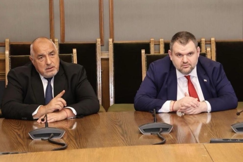 Свалиха охраната от НСО на Бойко Борисов и Делян Пеевски (ОБНОВЕНО)