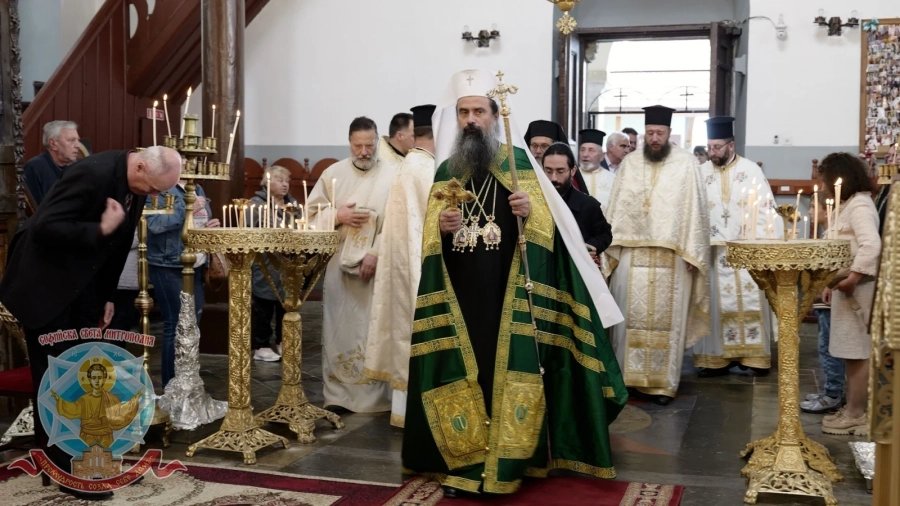 Патриарх Даниил отслужи литургия в Крайници: Мястото на човека е при Бога