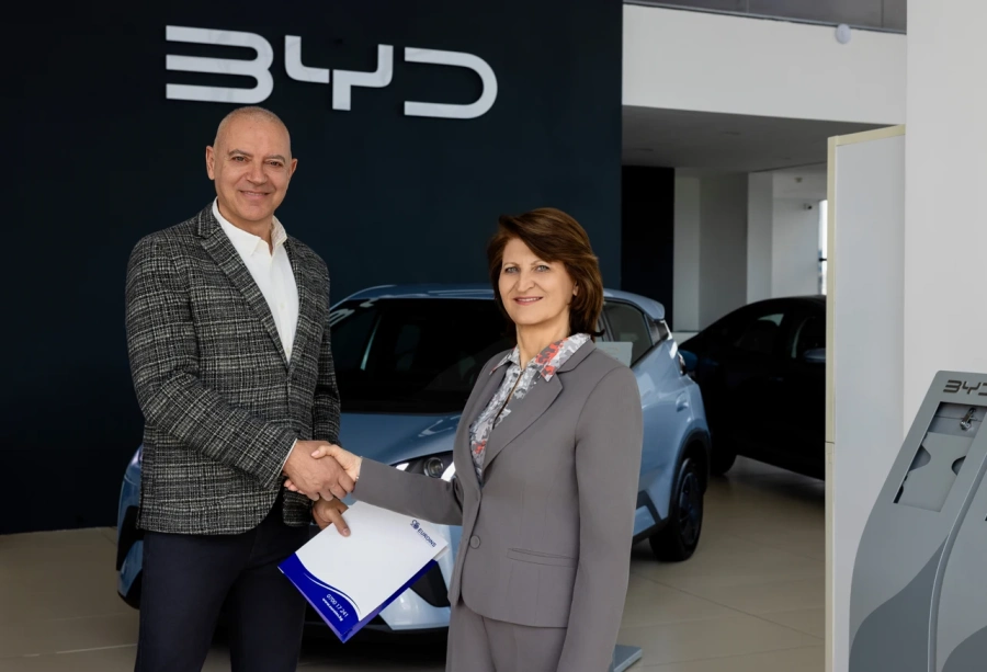 Клиентите на BYD ще ползват преференции за автомобилните застраховки на Евроинс   