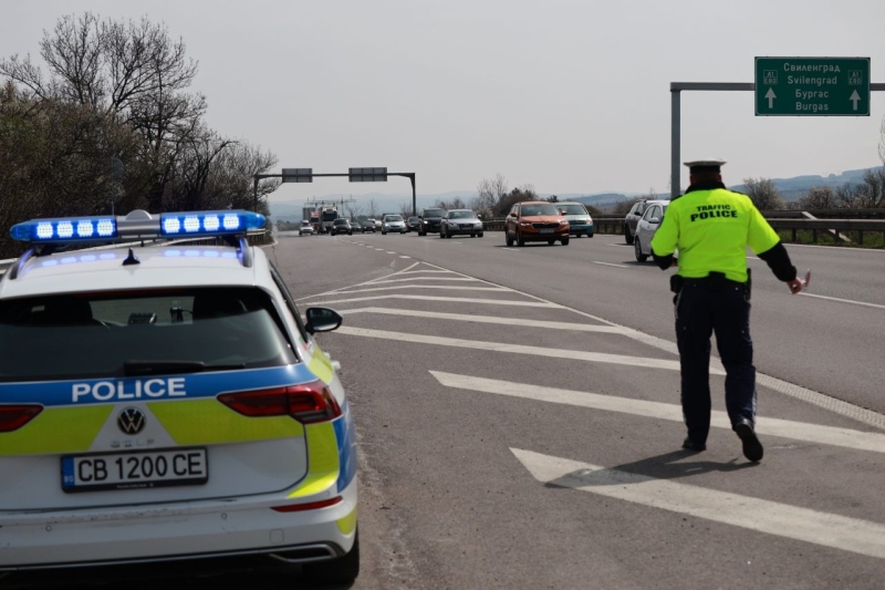 АМ „Тракия“ е най-натоварена при голямото прибиране, спряха тировете към София
