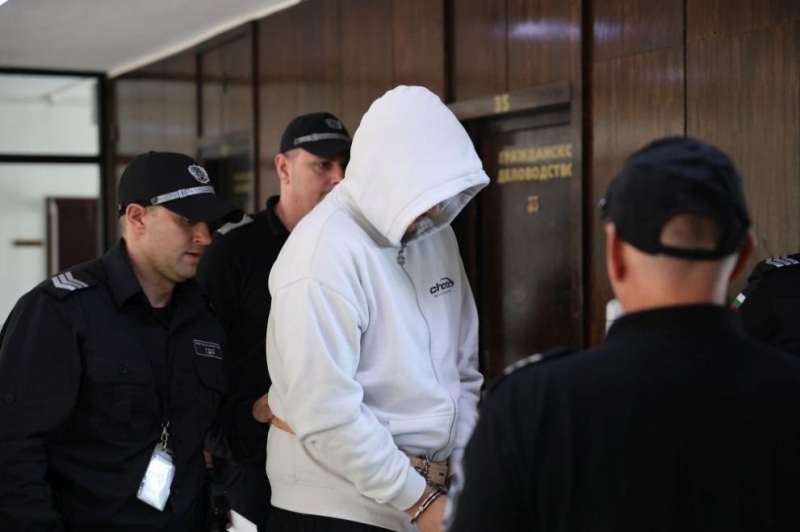 Решават дали да оставят в ареста обвинения за смъртта на 16-годишното момиче в Благоевград