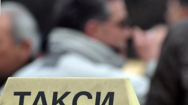 Дядо и внук са задържаните за бруталния побой над таксиметров шофьор в Перник