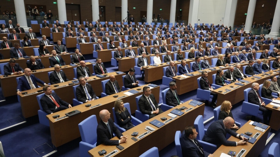 Парламентът обсъжда мерки срещу необоснованото поскъпване на стоки и услуги