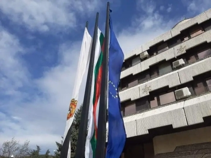 След трагичния инцидент с 16-годишния Ивайло: Извънредно заседание в Дупница за опасните пътища и катастрофите