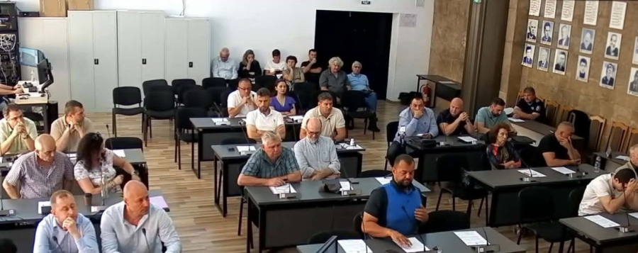 Общинският съвет в Дупница затяга принудително контрола на пътя с нови 70 камери, еднопосочни улици и акции по селата