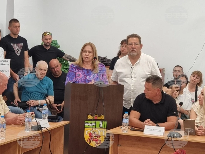 Новият кмет на Долна Диканя положи клетва, ОбС подкрепи нова социална услуга в Дрен