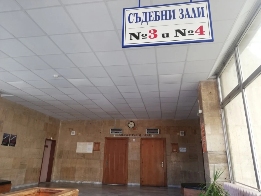 7, 6 г. затвор за пиян шофьор без книжка, погубил спътничката си при катастрофа край Кюстендил