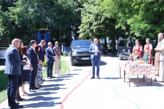 Банско инвестира в „зелени“ решения за социалните услуги с нови електромобили и фотоволтаици