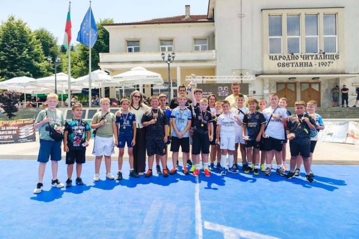 Футболният турнир 3х3 насърчи спорта и активния начин на живот в Якоруда