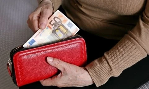 Започва изплащането на осъвременените пенсии