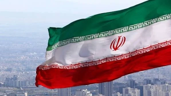 Иран обяви удари по американски бази в Кувейт и Бахрейн