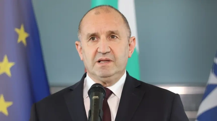 Радев: България ще подкрепя финансово Украйна, но в рамките на възможностите си