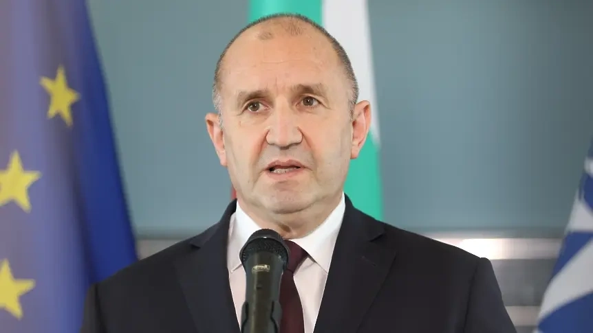 Радев: България ще подкрепя финансово Украйна, но в рамките на възможностите си