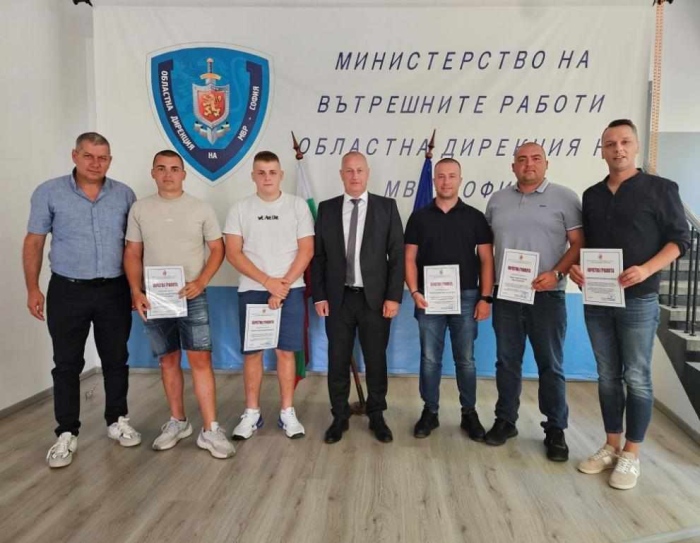 Герои без пагони: Наградиха петима мъже, спасили двама пострадали при тежка акция под връх Ком